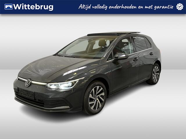 Volkswagen GOLF 1.4 eHybrid Style / AUTOMAAT/ PANO/ ELEKTR. STOEL/ STUUR-STOEL VERWARM./ APP-CONNECT/ NAVI/ DIGITAL DASH/ MATRIX/ 3-ZONE CLIMA/ ADAPT. CRUISE/ RIJ-MODI/ PARK. SENSOREN/ 16" LMV
