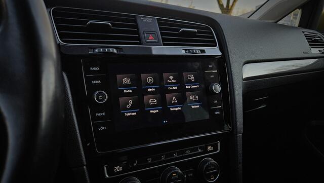 Volkswagen GOLF 1.5 TSI JOIN R-Line | KURKUMA YELLOW | WINTERPAKKET | NAVI | VOLLEDIGE HISTORIE