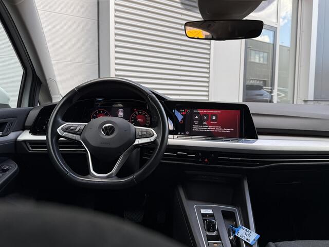 Volkswagen GOLF 1.5 eTSI Style | Nieuw model | Camera | Draadloze lader | | Apple Carplay | DAB+