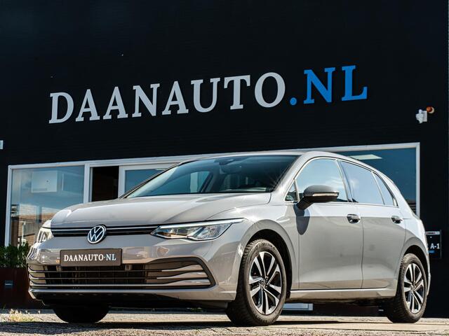 Volkswagen GOLF 1.0 eTSI Life Apple CP HUD Camera Stoelverw