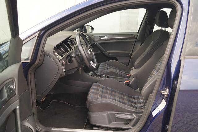 Volkswagen GOLF 1.4 Plug-in Hybrid 150pk GTE -NAVI-ECC-CAM-