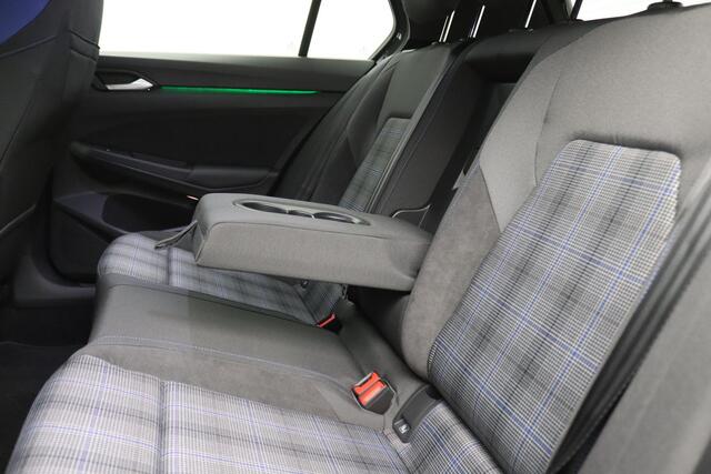 Volkswagen GOLF 1.5 eHybrid GTE 272PK DSG Pano-Schuifdak, Blackstyle, Keyless, Navi, Clima, Side Assist, LED-Matrix, 360gr. Camera, Head-up Display, Trekhaak, 18" LM Velgen