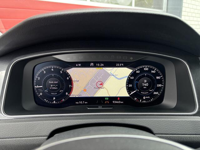 Volkswagen GOLF Variant 1.5 TSI Comfortline AUTOMAAT / VIRTUAL / CAMERA / NAVI / CLIMA / PDC / DODEHOEK / CARPLAY / DAB+ / NL-AUTO