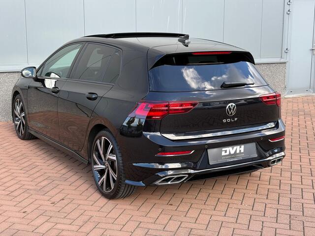 Volkswagen GOLF 1.5 eTSI R-Line