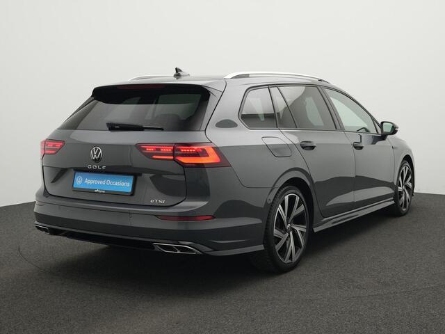 Volkswagen GOLF Variant 1.5 eTSI 150 pk DSG R-Line Business | Trekhaak | Adaptief onderstel | IQ Light | Achteruitrijcamera | Stuur-/stoelverwarming