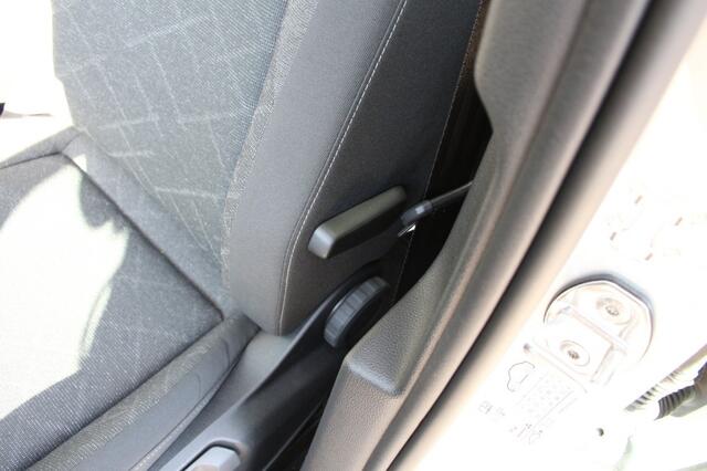 Volkswagen GOLF 1.5 TSI Life Business, Adp cruise, Lichtm, DAB, Stoel en stuur verwarming