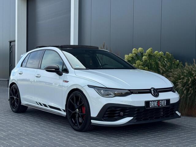 Volkswagen GOLF 2.0 TSI GTI CLUBSPORT Pano Navi Climate Sfeer Camera Sportvelgen