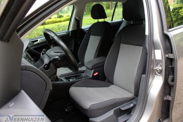 Volkswagen GOLF 1.0 TSI Edition | 2016 | Cruise | Navi |