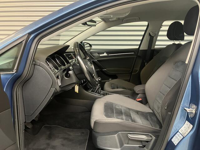 Volkswagen GOLF 1.4 TSI HIGHLINE/PDC/CAM/NAVI/CARPLAY/TREKH/1e EIG/ENZ