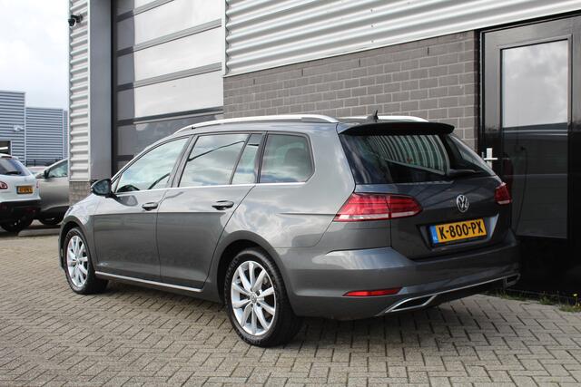 Volkswagen GOLF 1.5 TSI Highline / Carplay / Camera / Automaat