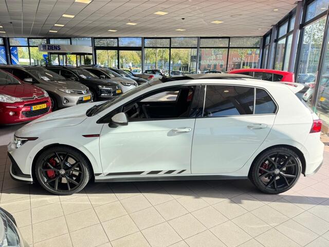 Volkswagen GOLF 2.0 TSI GTI CLUBSPORT PANO HUD LEDER BJ 2021 !!!