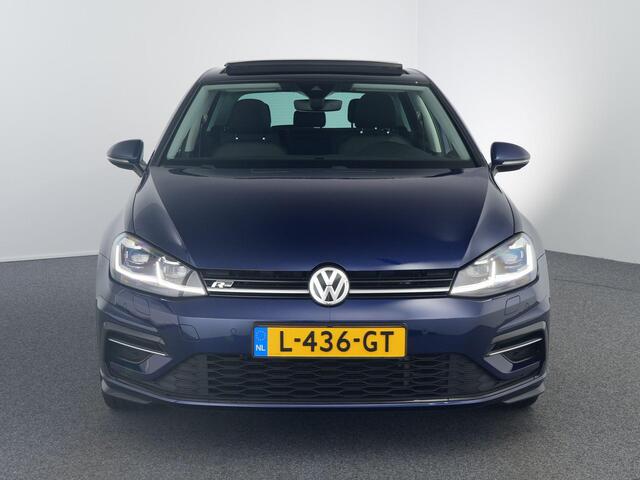 Volkswagen GOLF 1.5 TSI Highline Business R-Line | Pano | Virtual | Camera | Carplay |