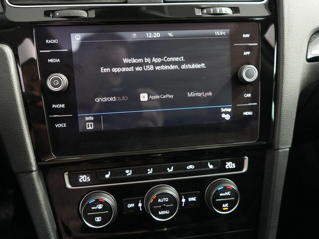 Volkswagen GOLF 1.5 TSI Highline Business R-Line | Pano | Virtual | Camera | Carplay |