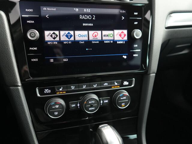 Volkswagen GOLF 1.5 TSI Highline Business R-Line | Urano Grey | Pano | Virtual | Carplay | Camera | Massage |