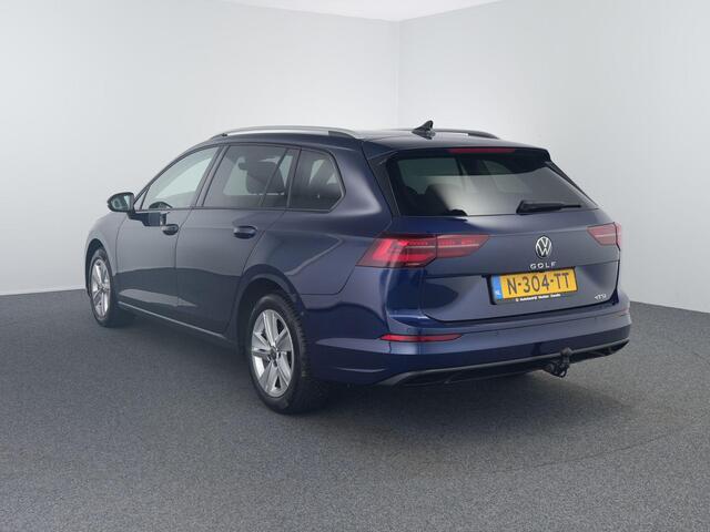 Volkswagen GOLF Variant 1.0 eTSI Life Business | Winterpakket | ACC | Camera| Trekhaak