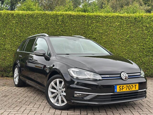 Volkswagen GOLF 1.5 TSI Highline Panoramadak Virtual Afneembare Trekhaak ACC
