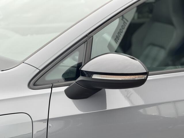 Volkswagen GOLF 1.4 eHybrid GTE | Pano | Mistlampen | IQ Light