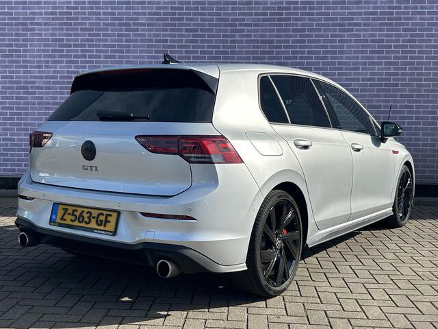 Volkswagen GOLF 2.0 TSI GTI | Panorama-Schuif-/Kanteldak | Apple Carplay/ Android Auto | Achteruitrijcamera | Parkeersensoren Voor+Achter | 18 Inch Lichtmetaal | Adaptive Cruisecontrol |