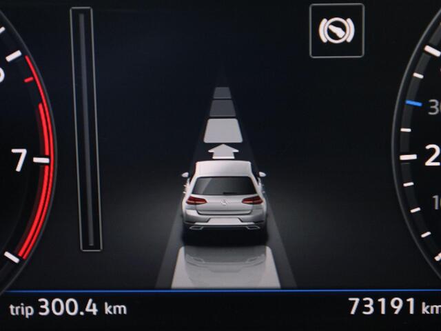 Volkswagen GOLF 1.5TSI/150PK DSG R Line · Panoramadak · Camera · Dodehoeksensor · Info Active Display · Stoelverwarming · Trekhaak · Android/Apple Car Play · Leder ·