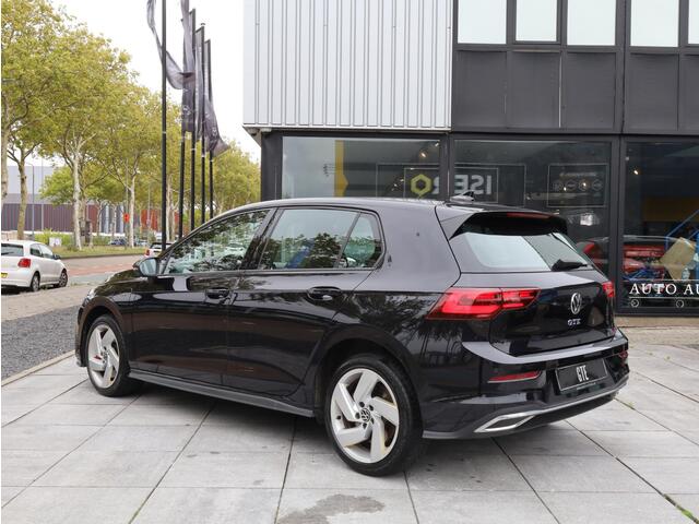 Volkswagen GOLF GTE 1.4 eHybrid PHEV | 245PK | IQ Light Matrix LED | Achteruitrijcamera | Stoel&Stuurverwarming | Adaptive Cruise |