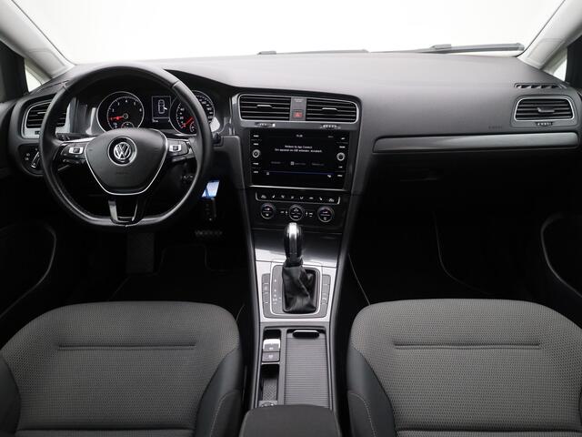 Volkswagen GOLF 1.5 TSI Comfortline Business | ADAPTIVE | CARPLAY | STOELVERWARMING