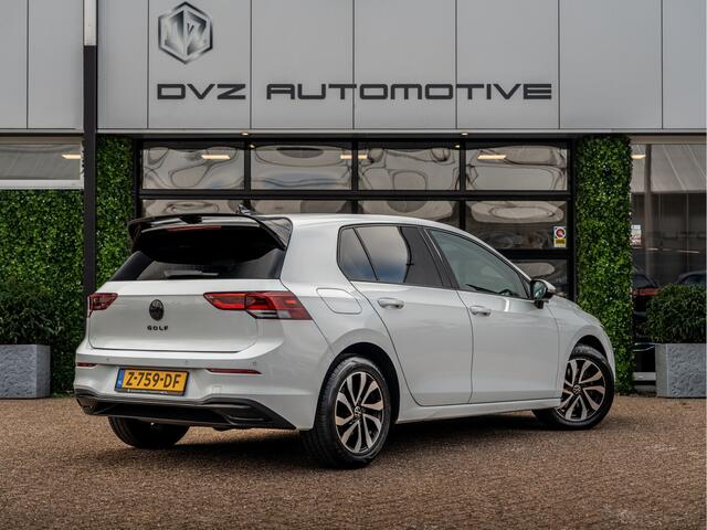 Volkswagen GOLF 1.0 eTSI DSG Active | ACC | Ambient | Carplay |