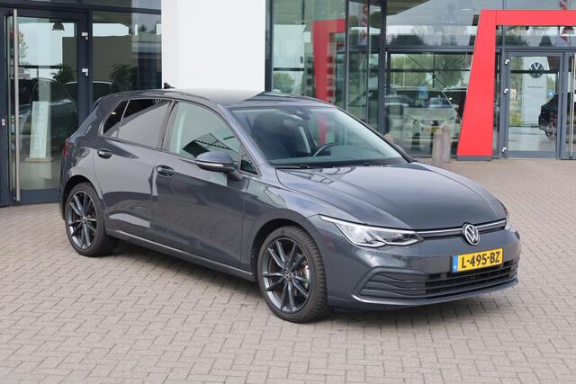 Volkswagen GOLF 1.0 TSI Golf 66KW/90PK, privacy glas, trekhaak 18" LMV, LED verlichting, ACC, multifunctioneel lederen stuurwiel, licht en zicht, pdc voor en achter, ihv passagiersstoel, NL auto