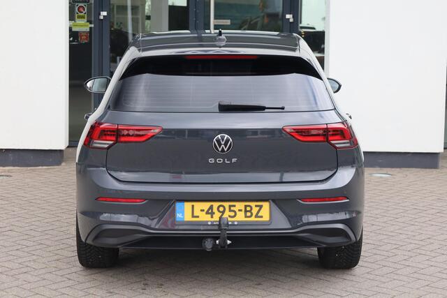 Volkswagen GOLF 1.0 TSI Golf 66KW/90PK, privacy glas, trekhaak 18" LMV, LED verlichting, ACC, multifunctioneel lederen stuurwiel, licht en zicht, pdc voor en achter, ihv passagiersstoel, NL auto