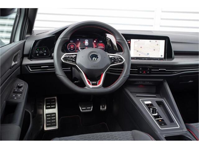 Volkswagen GOLF 2.0 TSI GTI Clubsport IQ Ligt Panoramadak Harman/Kardon Dodehoek Keyless Stuurverw.