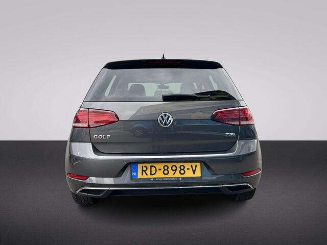 Volkswagen GOLF 1.0 TSI Comfortline | Navigatie | Parkeersensoren | Elek inklapbare buitenspiegels | Climate Control |