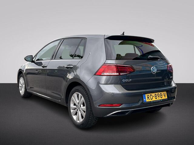 Volkswagen GOLF 1.0 TSI Comfortline | Navigatie | Parkeersensoren | Elek inklapbare buitenspiegels | Climate Control |