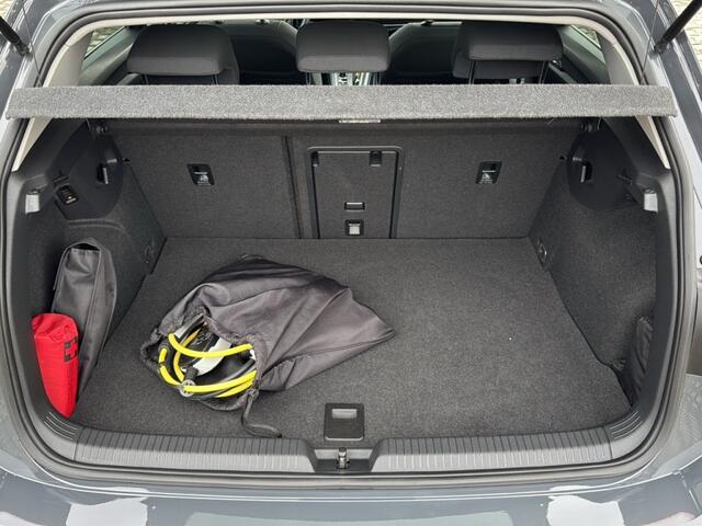 Volkswagen GOLF 1.4 TSI DSG STYLE EHYBRID PANO-DAK/CAMERA/TREKHAAK/MEMORY/NAVI/CARPLAY