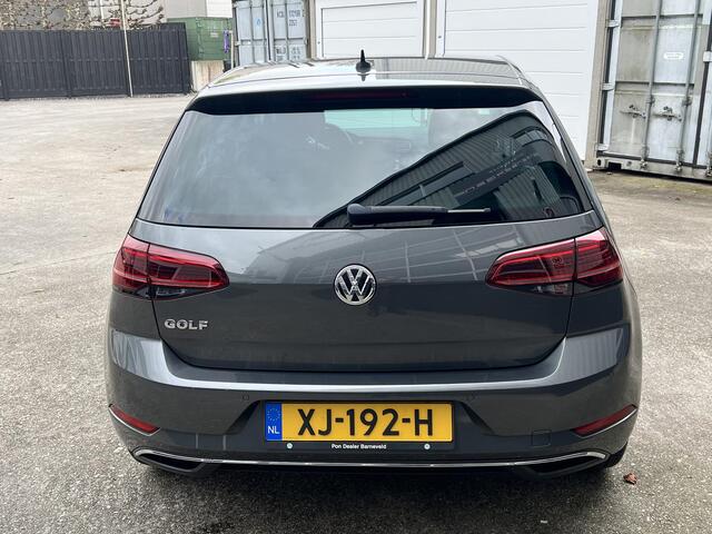 Volkswagen GOLF 1.0 TSI Comfortline Business Stoelverwarming Carplay Camera