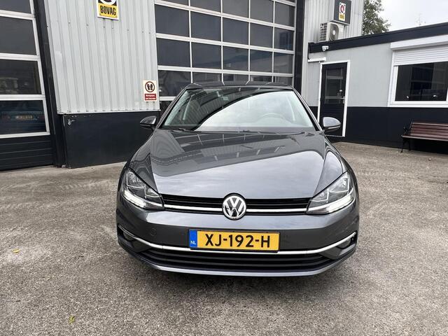 Volkswagen GOLF 1.0 TSI Comfortline Business Stoelverwarming Carplay Camera