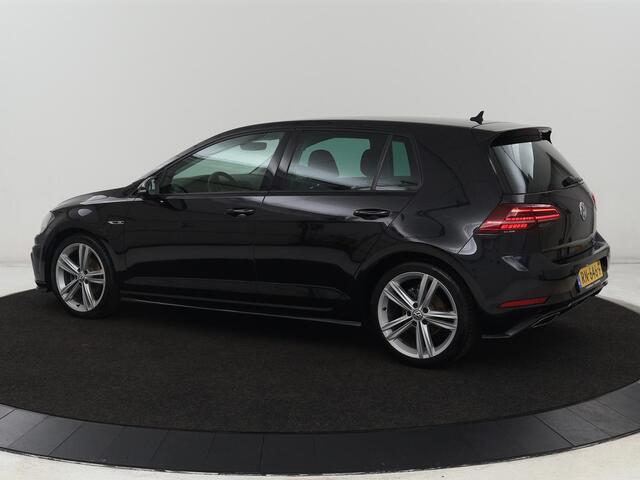 Volkswagen GOLF 1.0 TSI R Line | Stoelverwarming | Camera | Virtual Cockpit | Carplay | Adaptive cruise | Massage | Navigatie | Climate control | Parkeerhulp