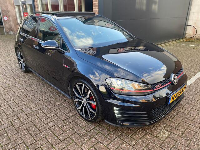 Volkswagen GOLF 2.0 TSI GTI Performance | DSG | Pano dak | Leder interieur