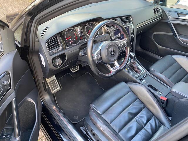 Volkswagen GOLF 2.0 TSI GTI Performance | DSG | Pano dak | Leder interieur