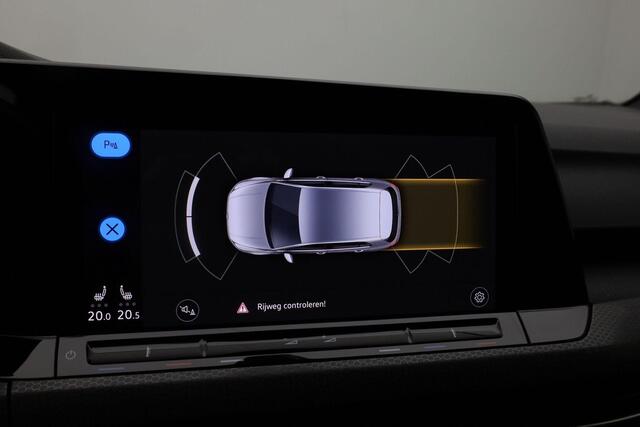 Volkswagen GOLF 1.4 245 pk DSG eHybrid GTE | Stuur-/stoelverwarming | Navigatie | Parkeersensoren voor/achter | Sportonderstel | Keyless Entry