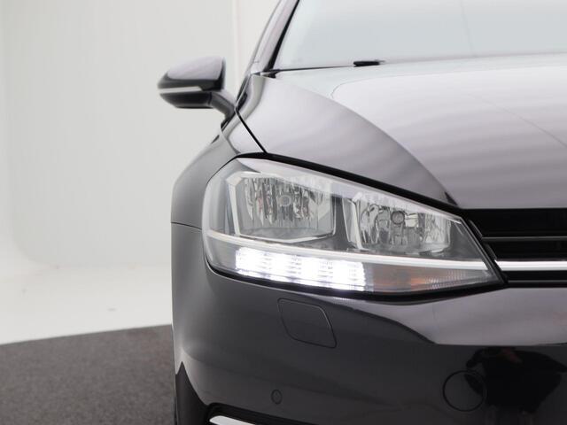 Volkswagen GOLF 1.0 TSi 110 Pk Comfortline | Camera | LED | CarPlay | Adaptive Cruise | Climate Control | 16 Inch