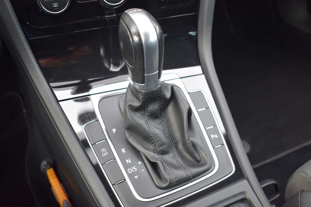 Volkswagen GOLF Variant 1.5 TSi Automaat Highline LED | Dynaudio | Virtual | Carplay | Afn. Trekhaak | Dealer Onderhouden!!