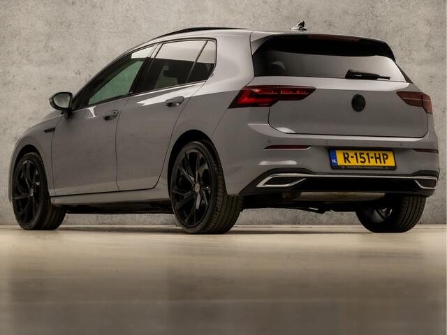 Volkswagen GOLF 1.0 TSI Sport Automaat (SCHUIFDAK, APPLE CARPLAY, STUUR/STOELVERWARMING, DYNAMISCHE KNIPPERLICHTEN, SFEERVERLICHTING, CAMERA, KEYLESS, ADAPTIVE CRUISE, NIEUWSTAAT)