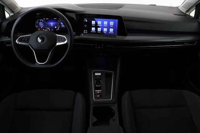 Volkswagen GOLF 1.4 eHybrid STYLE -ergoActive|CAMERA|WINTER|ADAP.CRUISE|DISCOVER-MEDIA|PRIVACY.GLAS