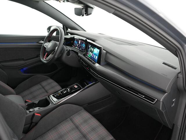 Volkswagen GOLF GTI 2.0 245pk TSI |BTW|panoramadak|HUD|IQ Light|camera|cruise control|sfeerverlichting|18"|DAB|stoelverwarming|