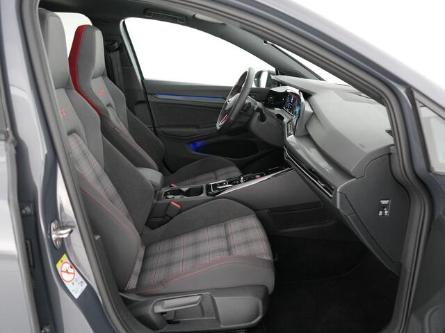 Volkswagen GOLF GTI 2.0 245pk TSI |BTW|panoramadak|HUD|IQ Light|camera|cruise control|sfeerverlichting|18"|DAB|stoelverwarming|