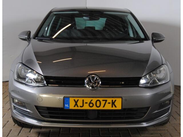 Volkswagen GOLF 1.2 TSI Con. Ser.