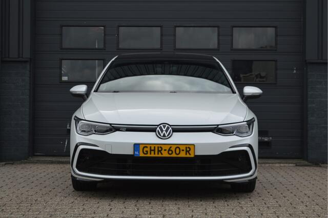 Volkswagen GOLF 1.5 eTSI R-Line | PANO | ACC | CARPLAY | SFEERVERLICHTING |