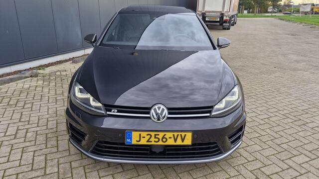 Volkswagen GOLF 2.0 TSI R 4M