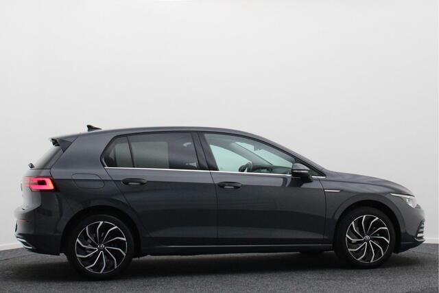 Volkswagen GOLF 1.5 eTSI DSG Style Virtual Cockpit, Head-Up, IQ-Light, ACC, Apple Carplay, Sfeerverlichting, 17''