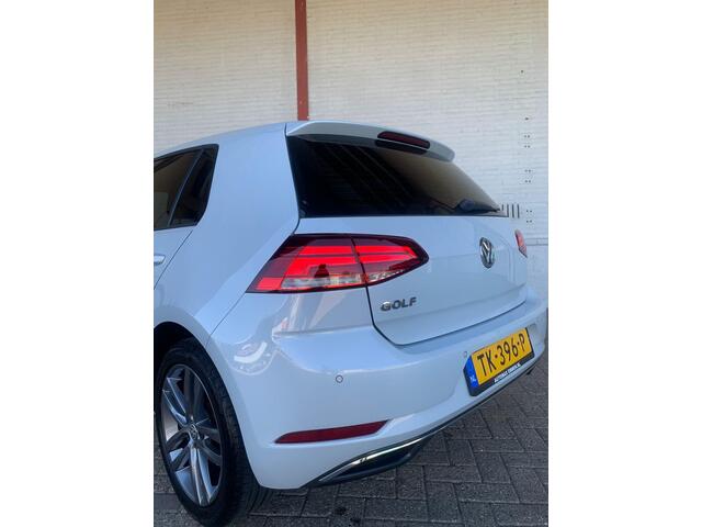 Volkswagen GOLF 1.0 TSI Comfortline |CarPlay!|110PK!|