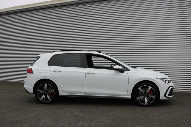 Volkswagen GOLF 1.4 eHybrid GTE 245PK (Pano Carplay Sfeerverl ACC HeadUp Keyless Camera IQ-Light PrivacyGlass)